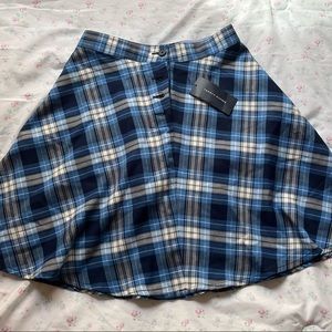 NEW WITH TAGS Tommy Hilfiger plaid skirt